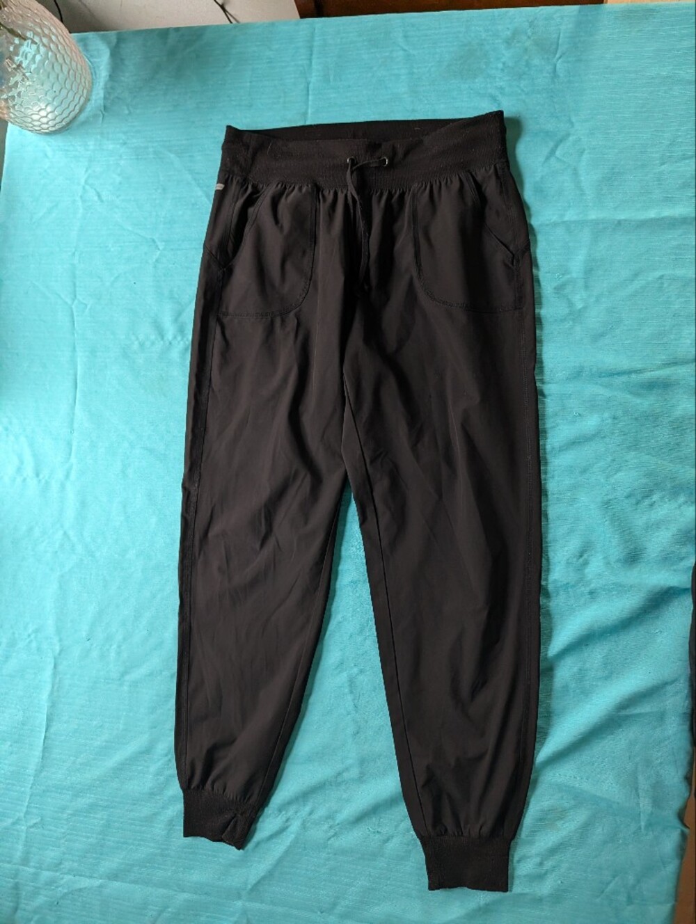 Athletic Works Black Cropped Performance Pants